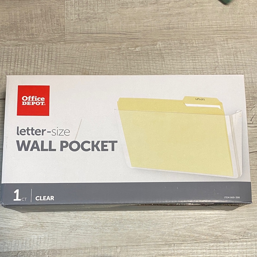 Office Depot Cream Wall Pocket Folder